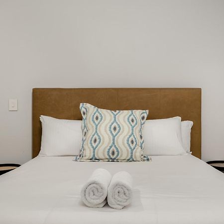 117 On Strand Apartments Кейптаун Екстериор снимка
