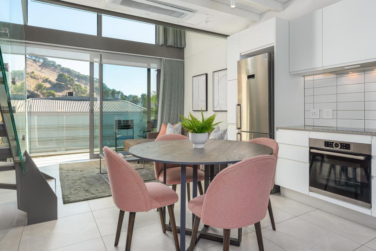 117 On Strand Apartments Кейптаун Екстериор снимка