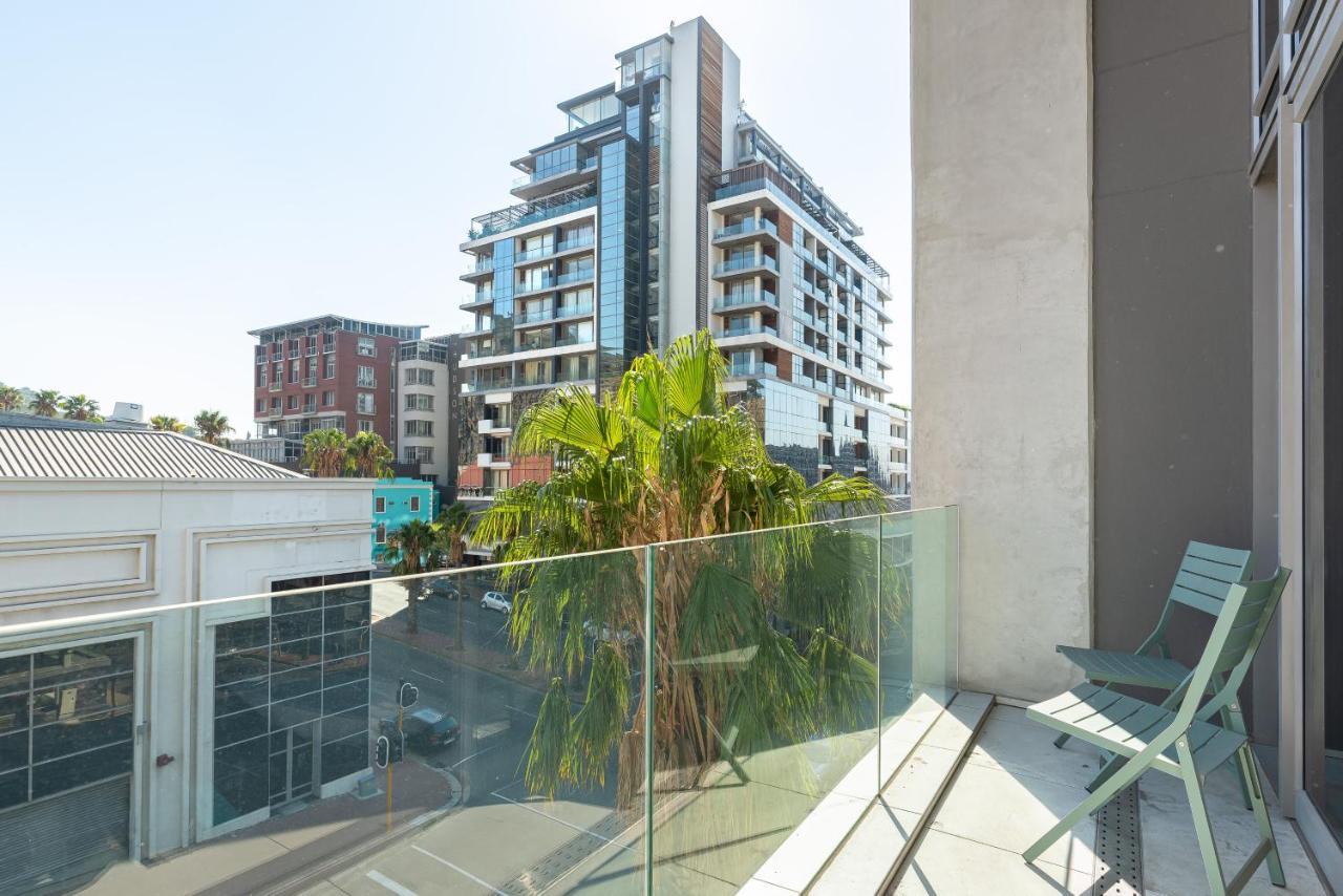 117 On Strand Apartments Кейптаун Екстериор снимка