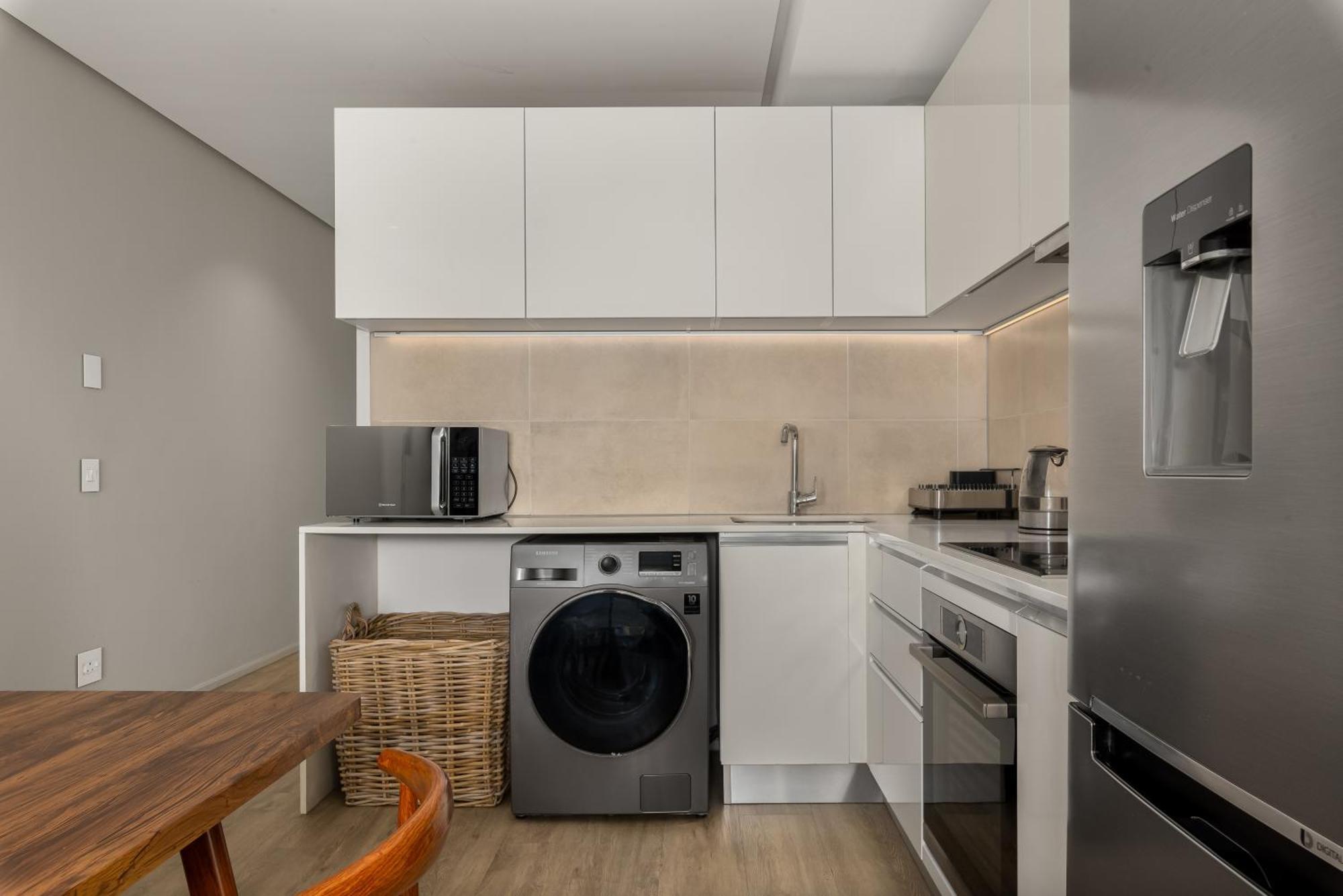 117 On Strand Apartments Кейптаун Екстериор снимка