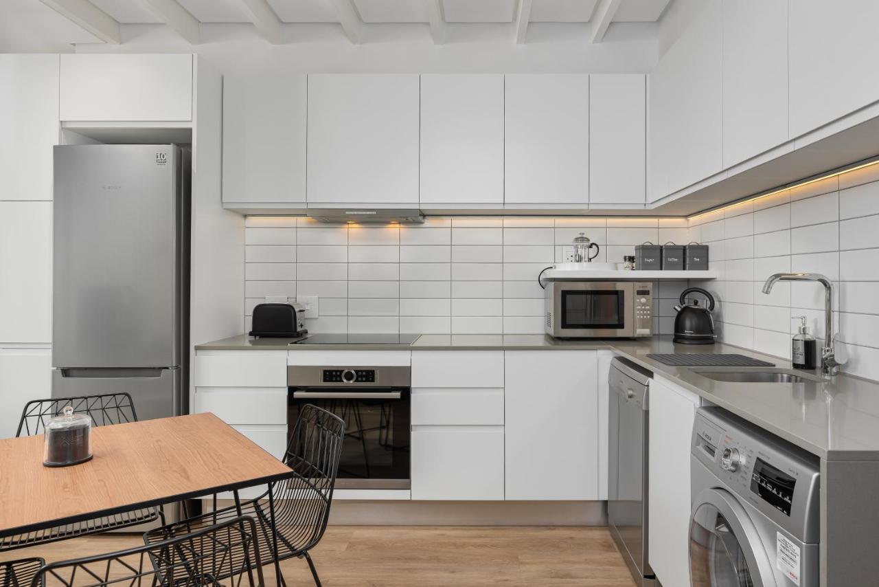 117 On Strand Apartments Кейптаун Екстериор снимка